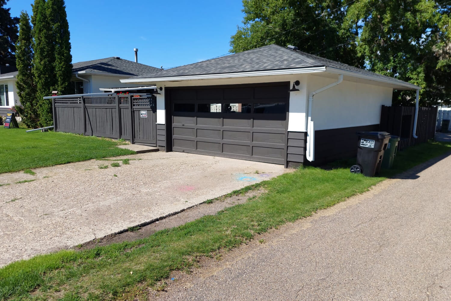 Kitchen cabinet painting